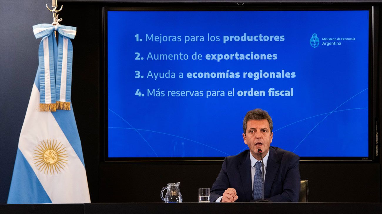 Massa, en fuga hacia adelante