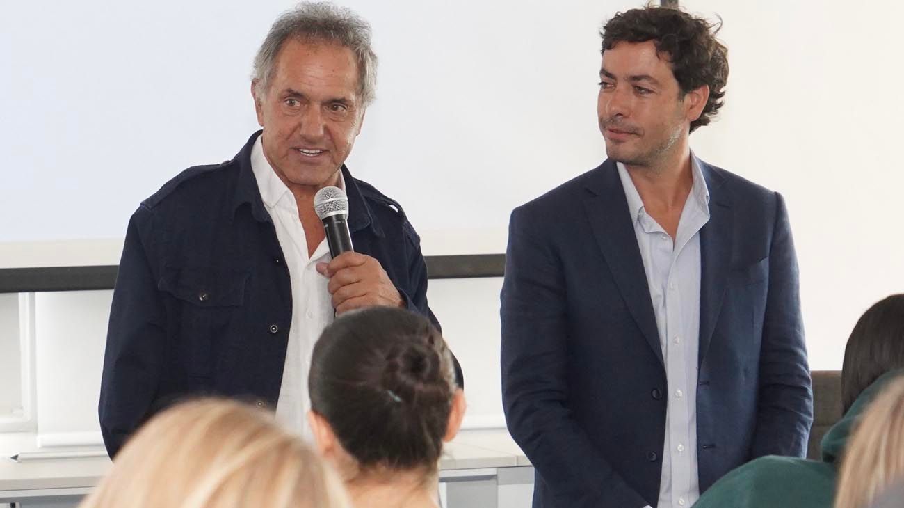 La estrategia de Scioli para activar el turismo en la costa: le pidió a los empresarios que sean "amigables" con los precios