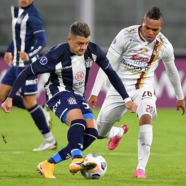 “Los futbolistas son privilegiados en casos de abuso”