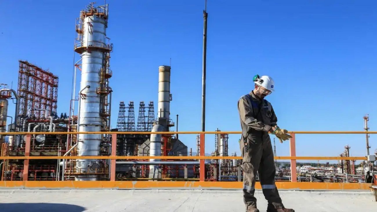 Qué potencial económico tiene la planta de GNL de YPF que instalará en Río Negro