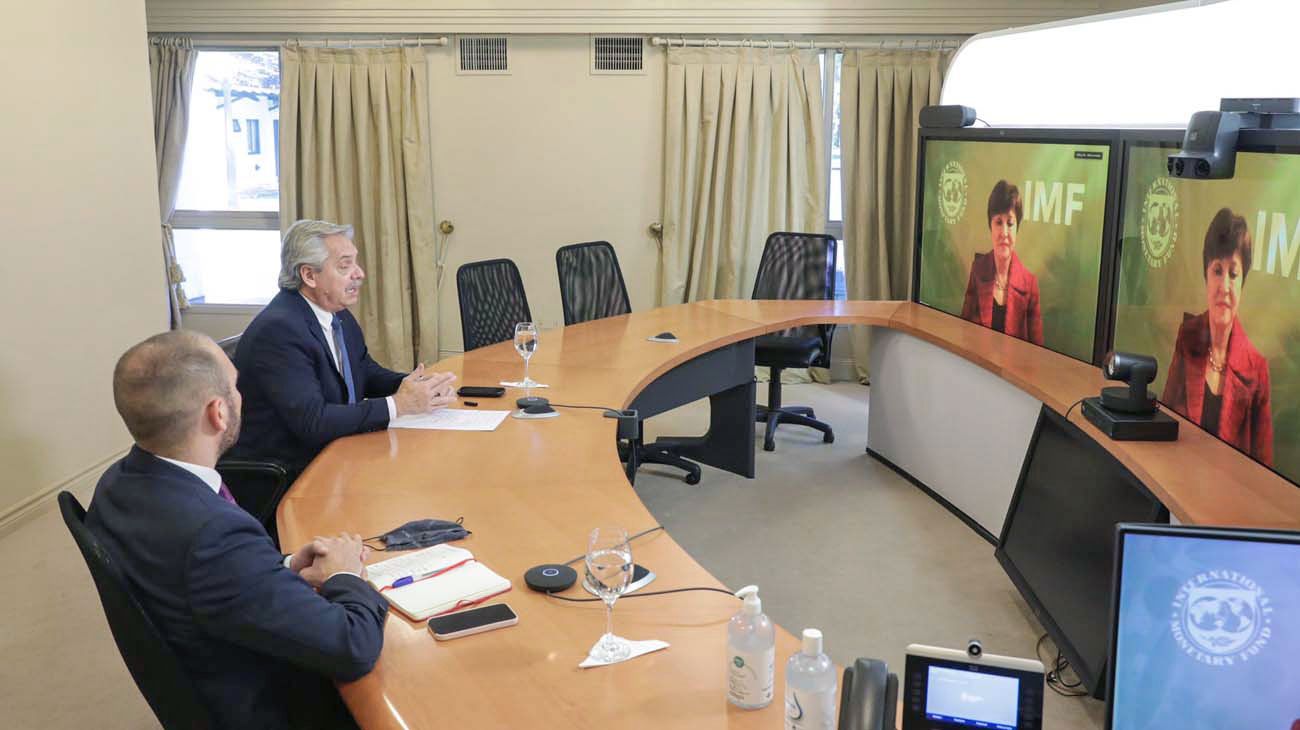 Tras el revés, el Presidente dialogó con la directora del FMI