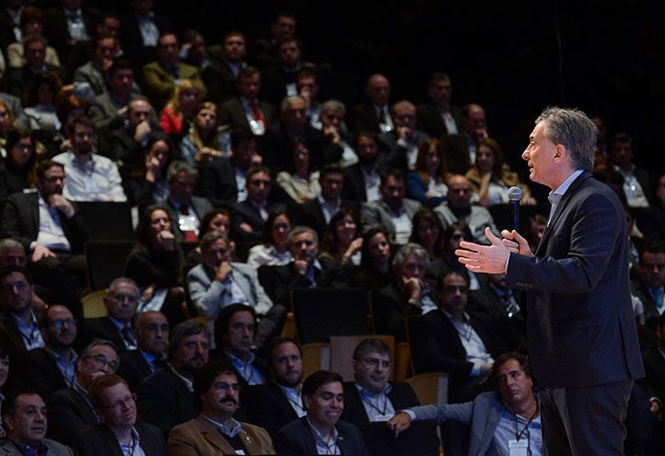 Macri convocó a un acuerdo multisectorial para acelerar las reformas