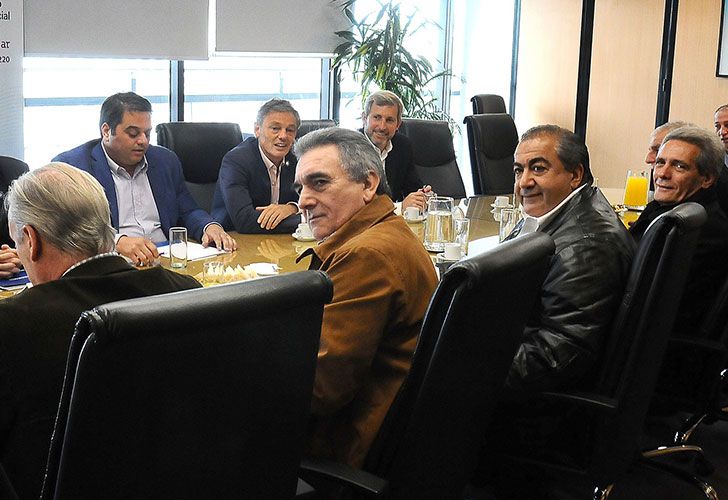 El Gobierno y la CGT negocian la reforma laboral