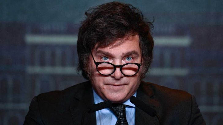 La mala relación de Javier Milei con su padre: Juan González cuenta en su libro que Horacio Norberto Milei "lo fajaba"