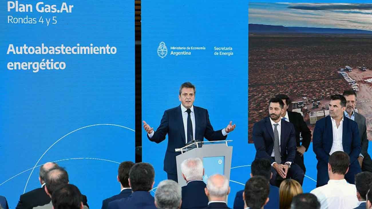 Massa, el Papá Noel de las buenas noticias económicas