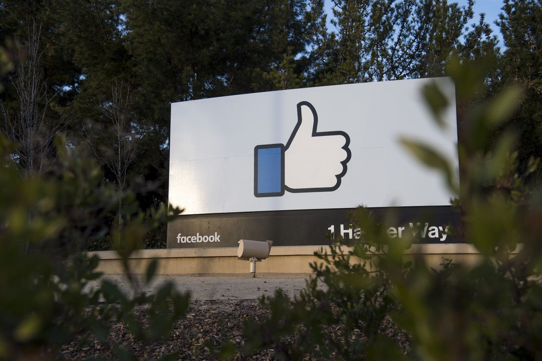 Millones de contraseñas de Facebook eran visibles internamente