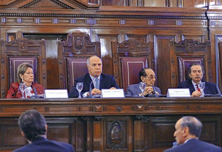 La Corte Suprema quiere luchar contra la corrupción en la Administracion Pública