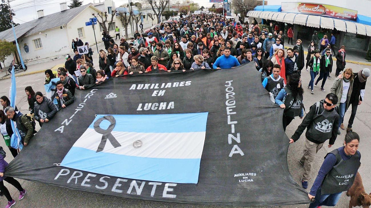 La deuda en dólares es una espada de Damocles para una decena de provincias