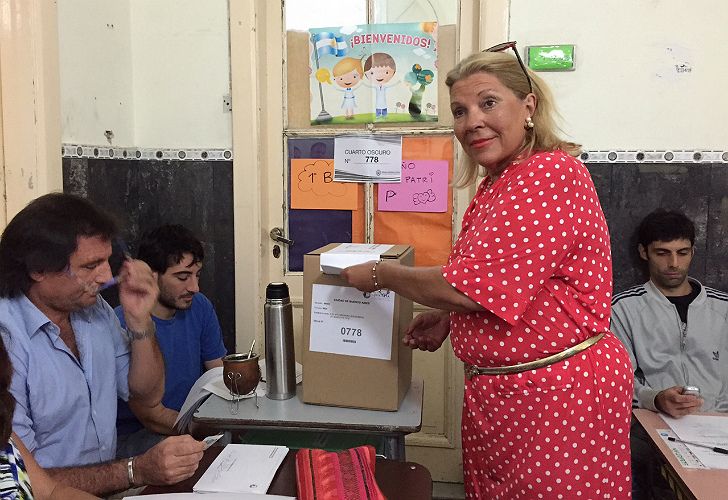 Carrió pidió transparencia "para que no pase lo de Santa Fe"