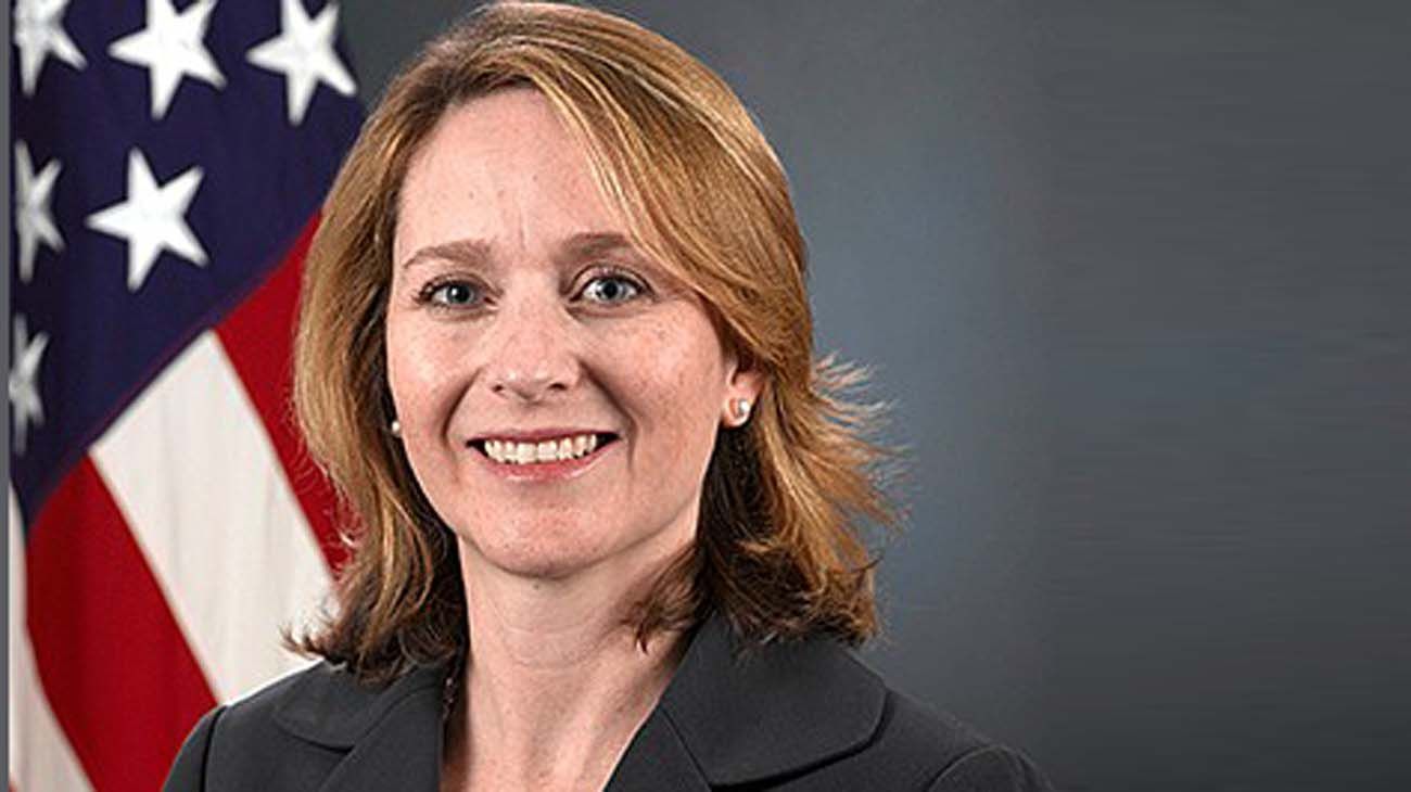 Biden elige primera mujer como subsecretaria de Defensa de EEUU
