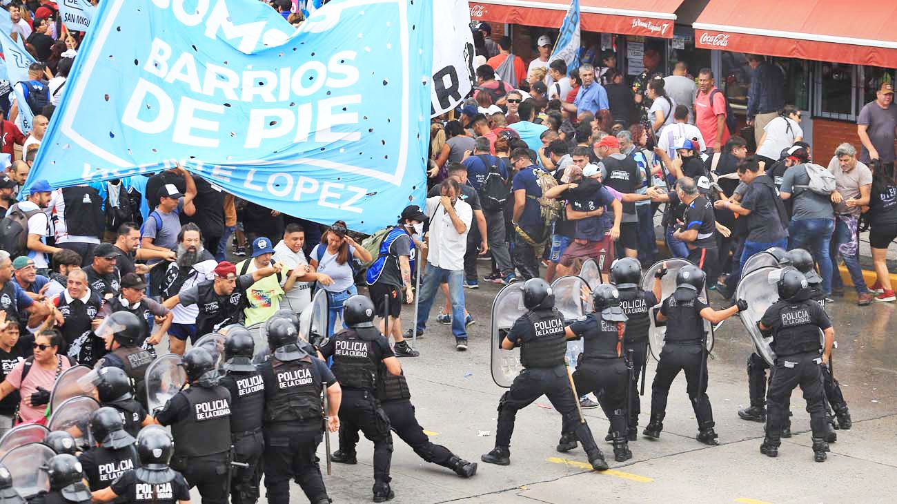 Presentan el nuevo protocolo para el uso de la fuerza física y de armas en la Ciudad