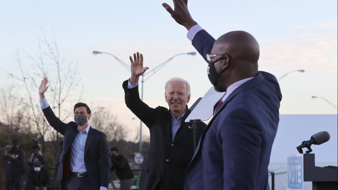 Los demócratas Raphael Warnock y Jon Ossoff ganan las elecciones de Georgia