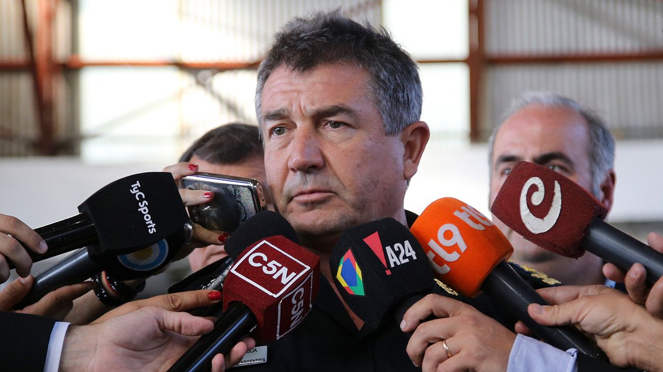El jefe de la Federal defendió el nuevo protocolo: "No implica disparar a mansalva"