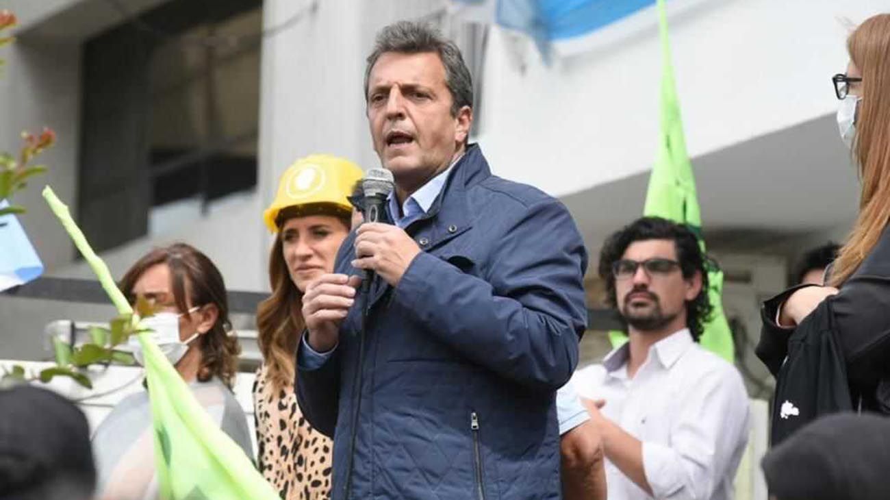 Massa convocó a oposición, empresarios y trabajadores a buscar un "acuerdo a largo plazo"