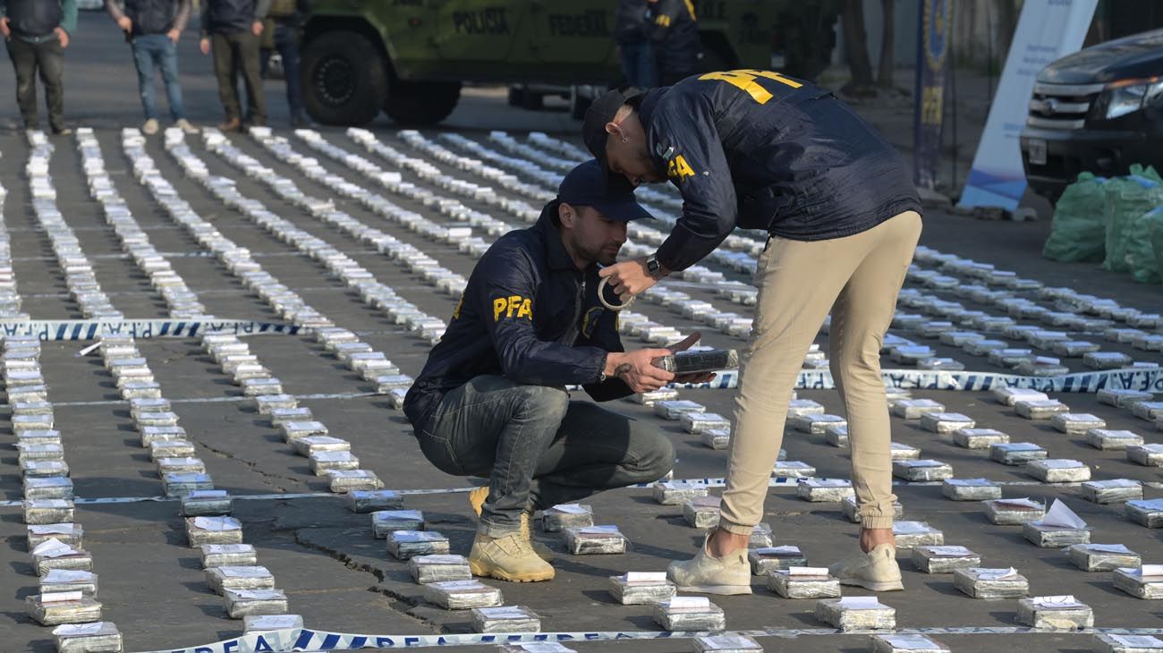 Detuvieron a una banda narco con 1.600 kilos de cocaína en Rosario