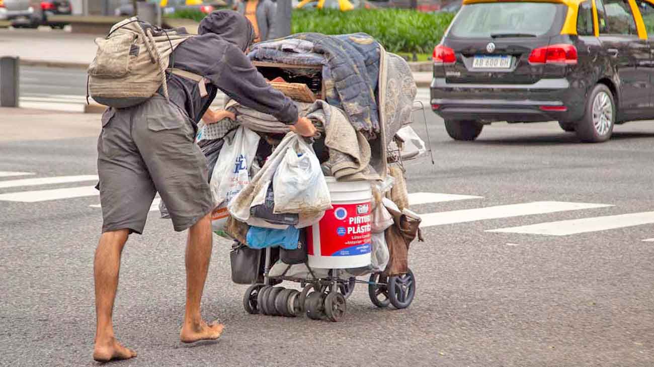 Se destinan $4.200 millones diarios a pagar planes sociales