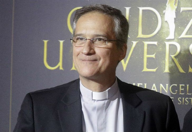 Renunció el ministro de Comunicaciones del papa Francisco