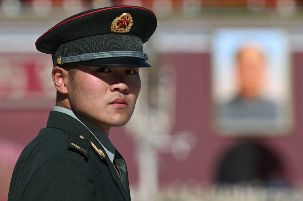 Qué son y cómo funcionan los centros de servicios policiales de China denunciados alrededor del mundo