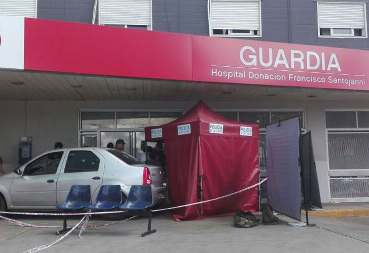 Un tiroteo entre un policía y cinco delincuentes: un muerto
