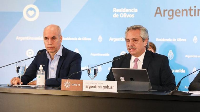 La curva de la popularidad: aumenta la imagen positiva de Fernández y Rodríguez Larreta