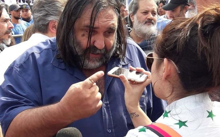 Usando lenguaje inclusivo, Baradel criticó la protesta policial y apuntó a Macri y Vidal