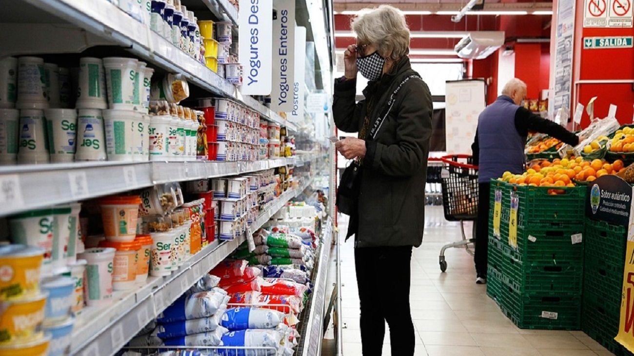 Suba del dólar y su efecto en la inflación: qué esperar en las próximas semanas