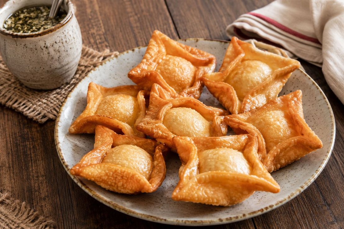 Receta de pastelitos criollos de membrillo y batata: el secreto de la masa hojaldrada para hacerlos caseros y bien crocantes