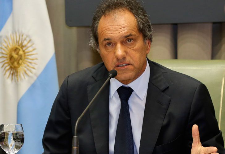 Scioli criticó la "debatemanía" de los opositores