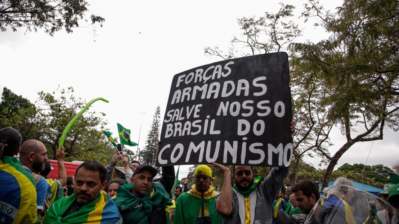 Miles de brasileños piden que el ejército impida la asunción de Lula