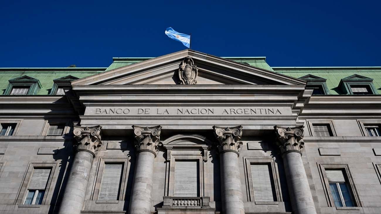 La Justicia suspende el decreto del Gobierno sobre la transformación del Banco Nación en sociedad anónima