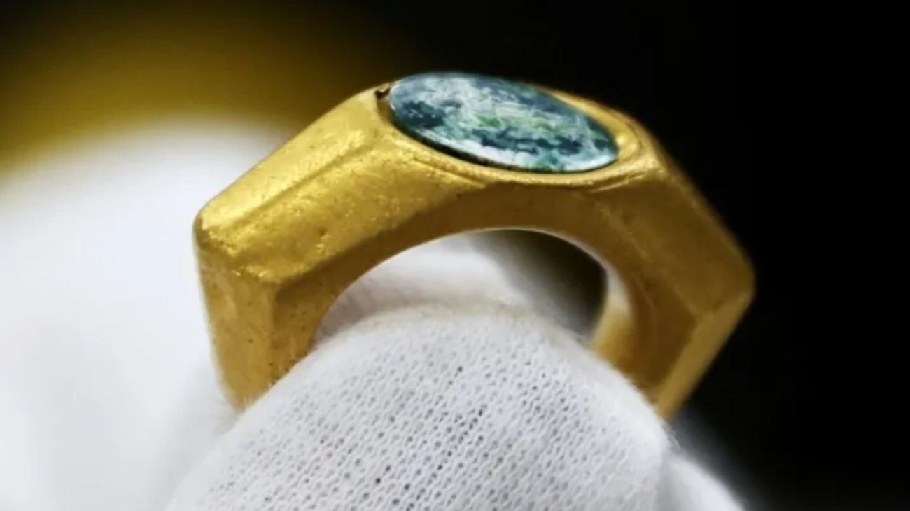 Encontraron un milenario anillo de oro que sería de los primeros católicos