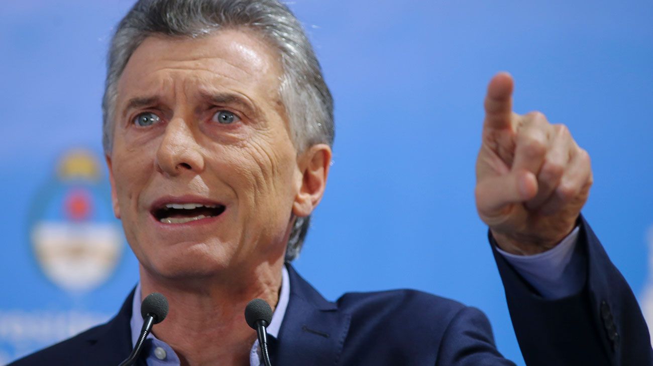 Macri atraviesa crispado la crisis