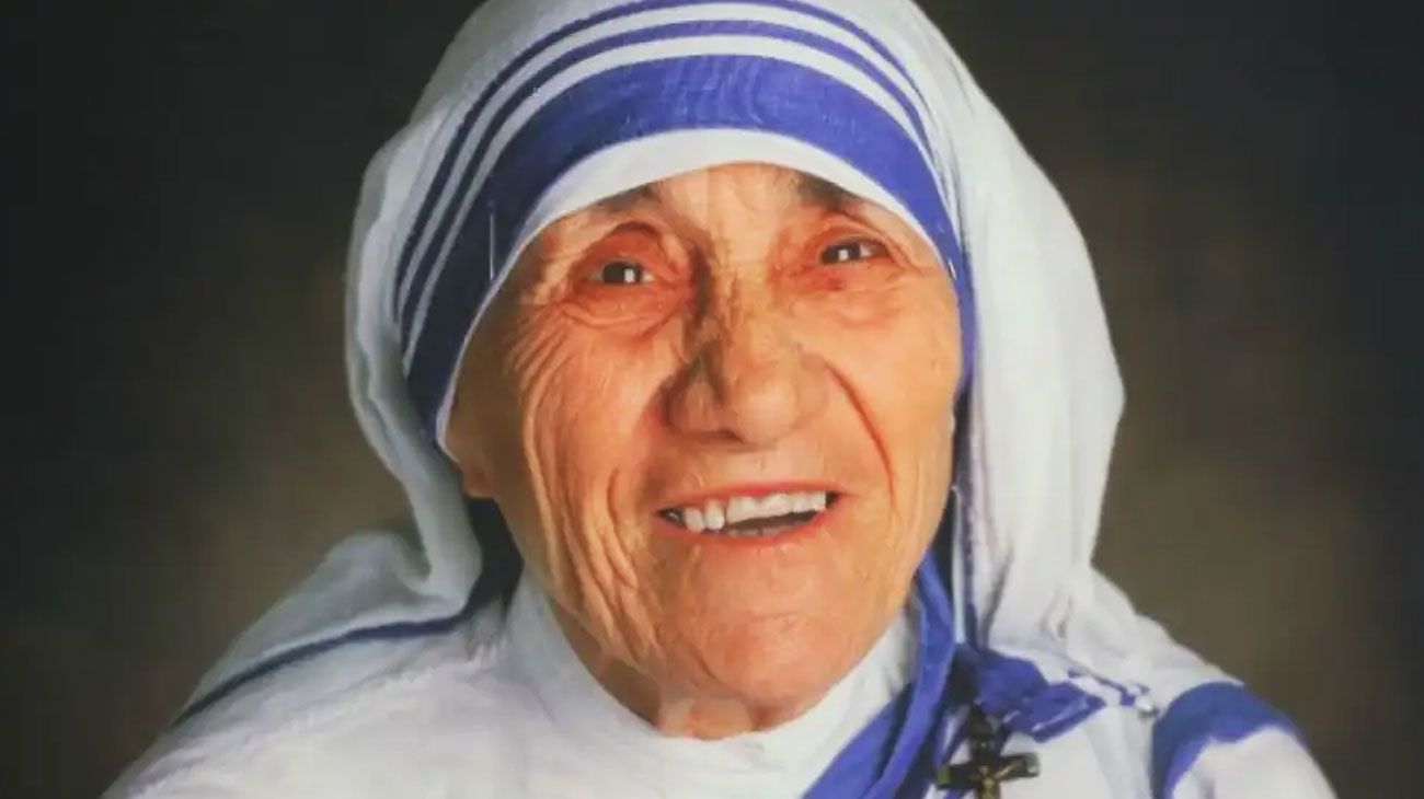 Vida y obra de la Madre Teresa de Calcuta: la historia de cómo transformó la ayuda humanitaria