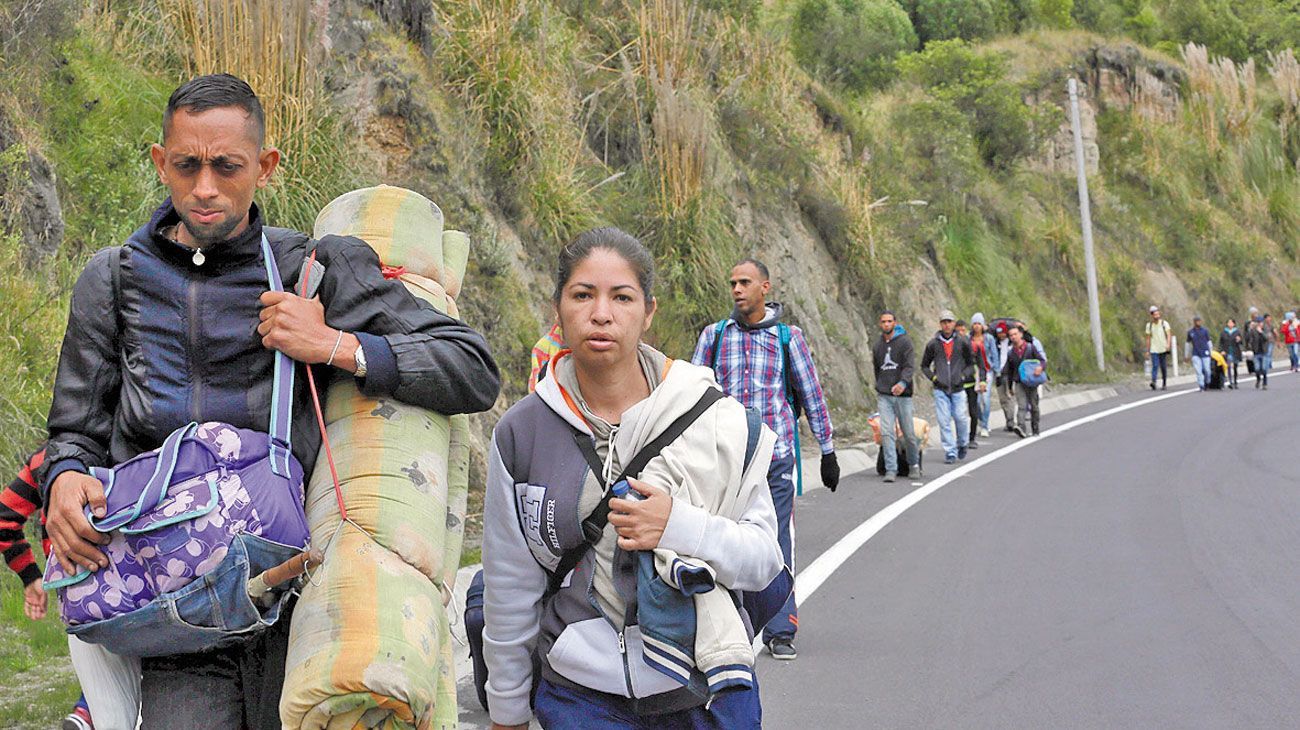 Venezolanos atrapados improvisan una nueva vida en Brasil