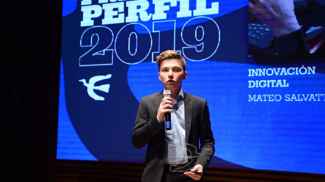 El Premio Perfil 2019 a la innovación digital fue para Mateo Salvatto
