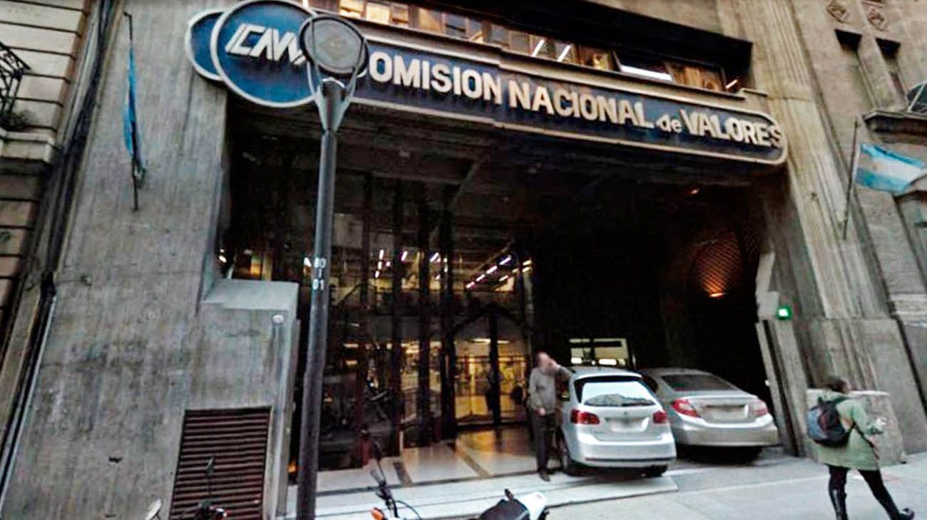 Fondos Comunes de Inversión deberán valuar sus tenencias al dólar oficial