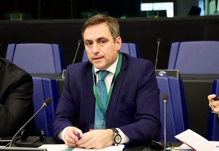 Mestre vuelve recargado de Europa y empieza a perfilar su candidatura