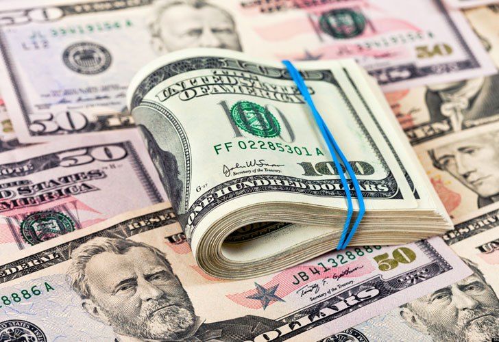 El dólar baja doce centavos y se ubica en $20,10