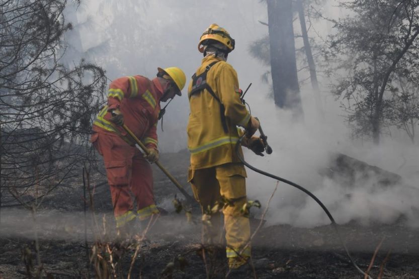Roberto Schreiner: “El incendio en la Quebrada del Condorito está controlado en un 80%, pero aún queda un foco de difícil acceso”