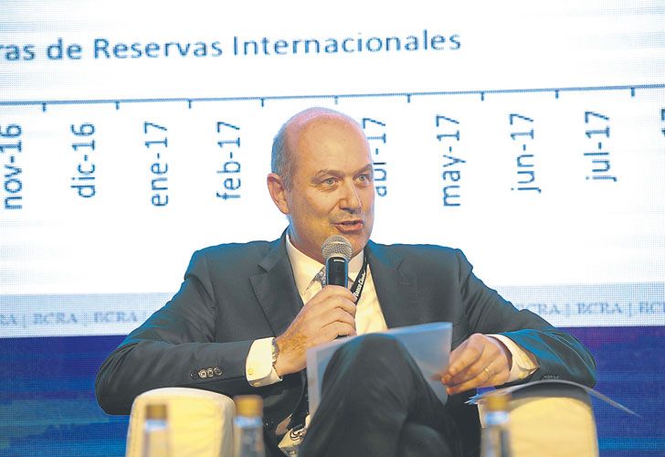 Con el escándalo, se rediscute el plan oficial