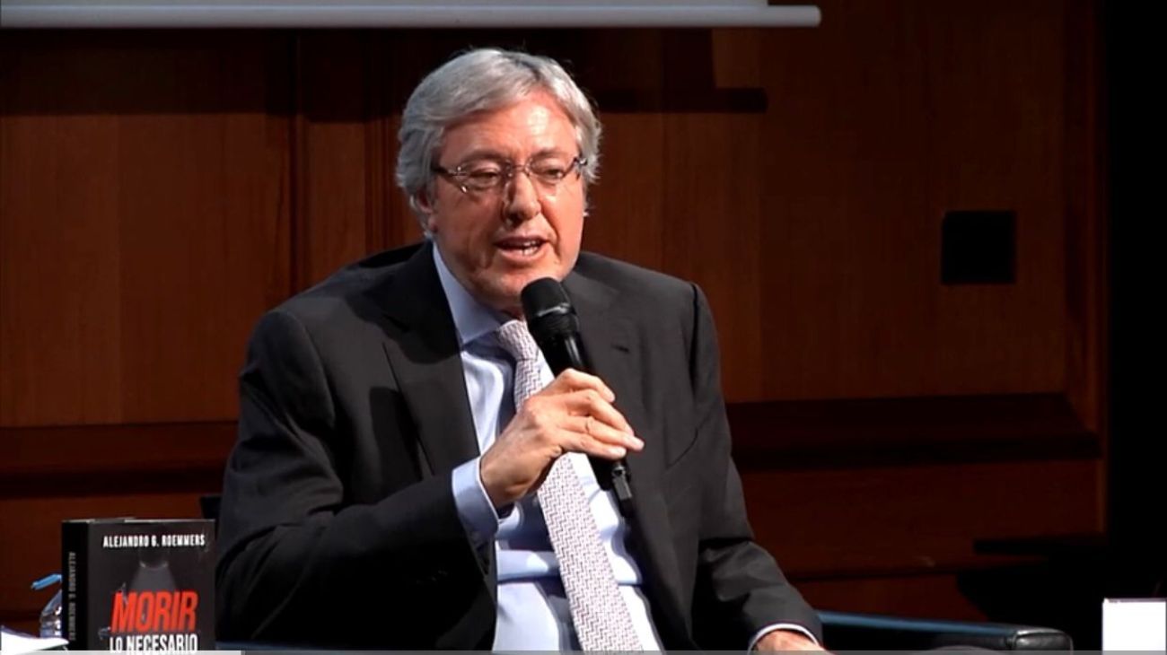 Alejandro Roemmers, escritor: "Una persona desarrollada, pensante y con criterio puede ejercer su libertad"