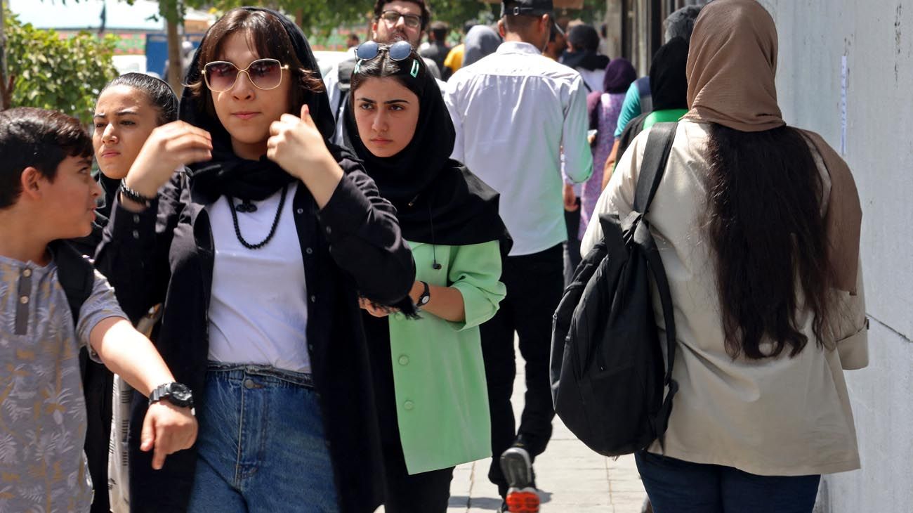 Alerta en Irán por 65°C y falta de agua: "¿Qué va a pasar con nuestros hijos mañana?”