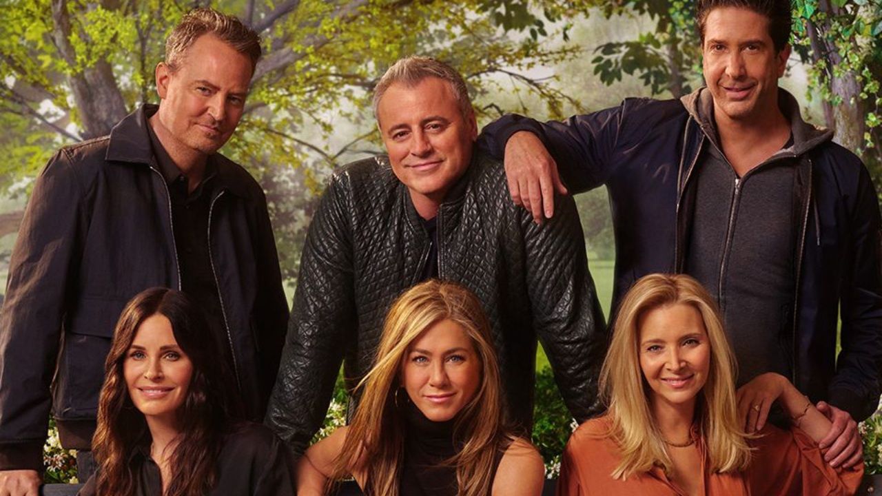 "Finalmente eres libre": la emotiva despedida de sus "Friends" a Matthew Perry