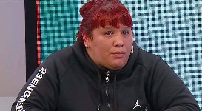 Video: una diputada nacional quedó involucrada en una pelea durante un partido de fútbol femenino