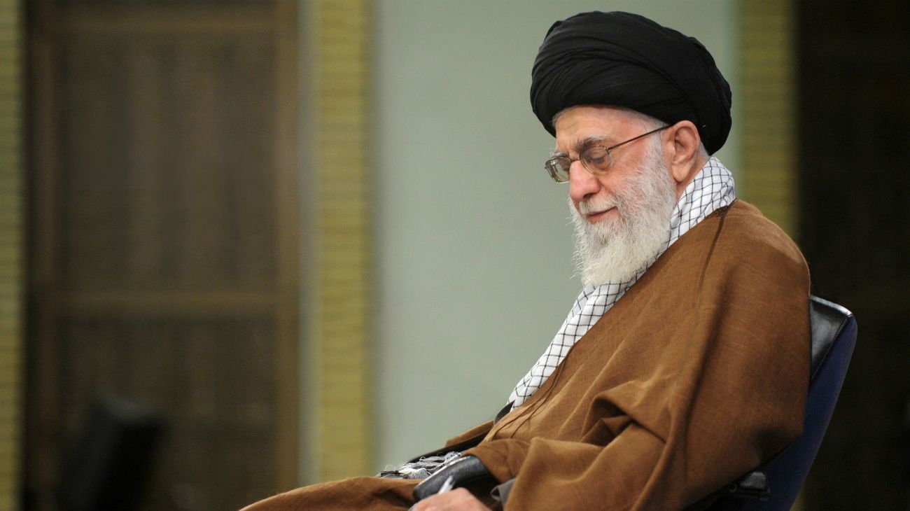 Sanciones económicas contra el poderoso "ayatolah" recrudecen el conflicto EEUU-Irán