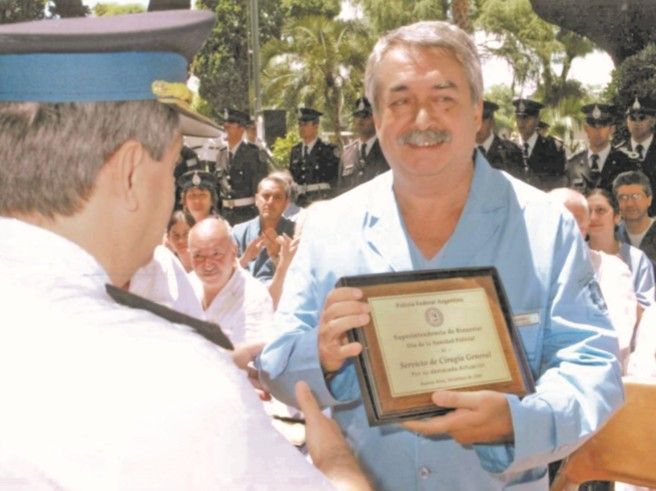 Dr. Néstor Mazzarelli: cirugía robótica