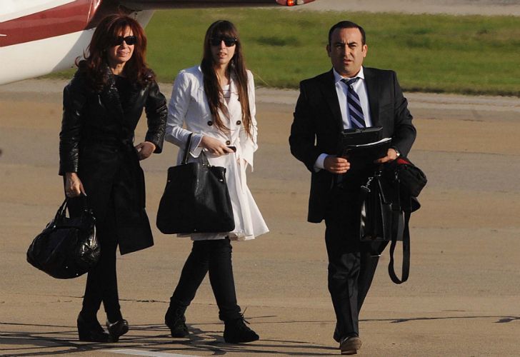 CFK viajó a París para reunirse con Sarkozy