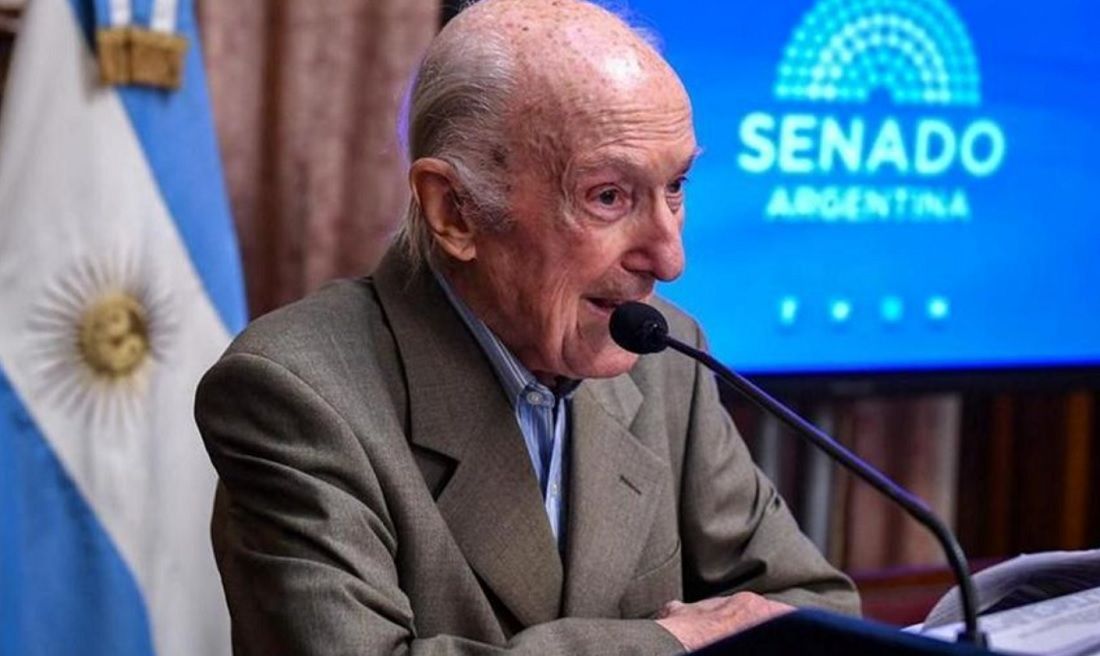Murió Aldo Neri, el médico y ministro que impulsó la "Caja PAN" de Alfonsín