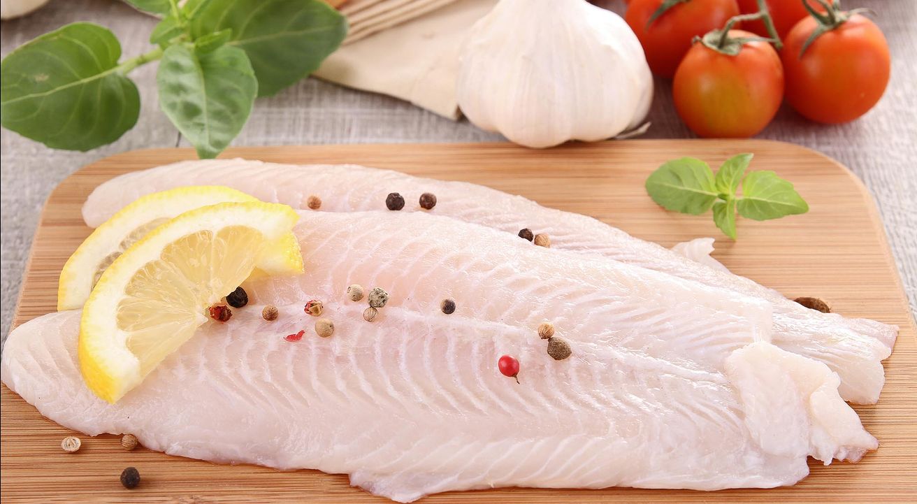 Pescadazo: Pequeños productores venden pescado a $100 en la Plaza Congreso