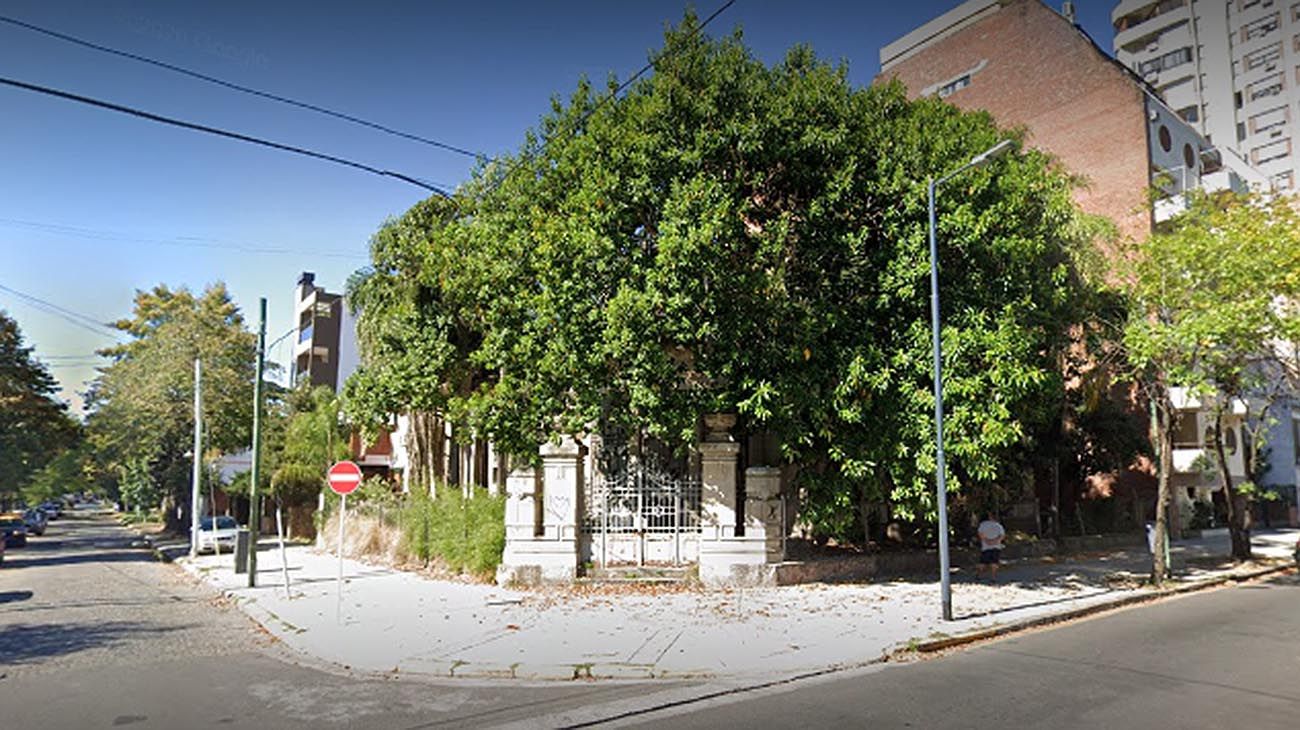 Sigue la lucha para salvar la histórica casa de Francisco Beiró de un "abandono implacable"